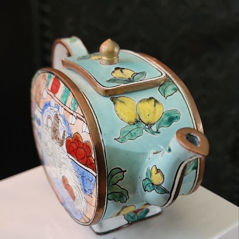 Kevin Chen Cloisonne Artistic Teapot with Cat Design - Picture 5 of 6